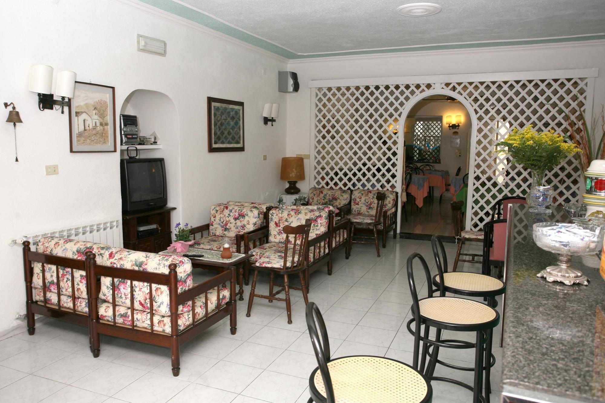 Charme Hotel La Villa Tina อีสเกีย ภายนอก รูปภาพ